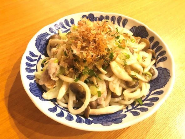 ぽかぽか生姜焼きうどん_タムラレシピ